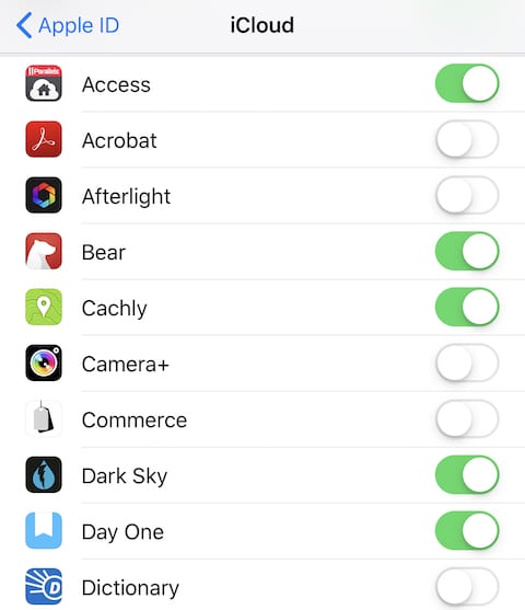 (Tap on the switch at the right of each listed app to enable (green) or disable (white) iCloud Backup)