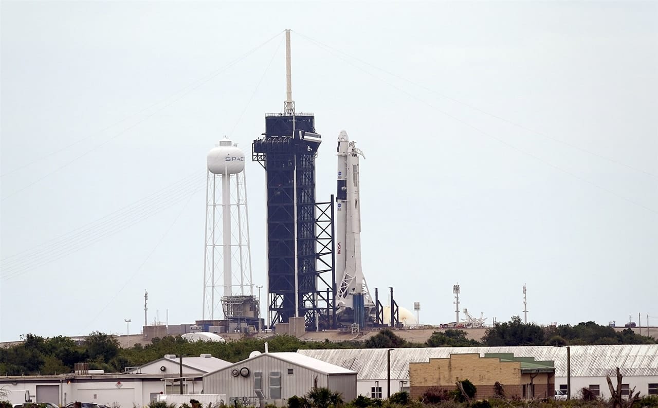 SpaceX’s Dragon 2 spacecraft, powered by a Falcon 9 rocket, on the lunchpad at the Kennedy Space Center.