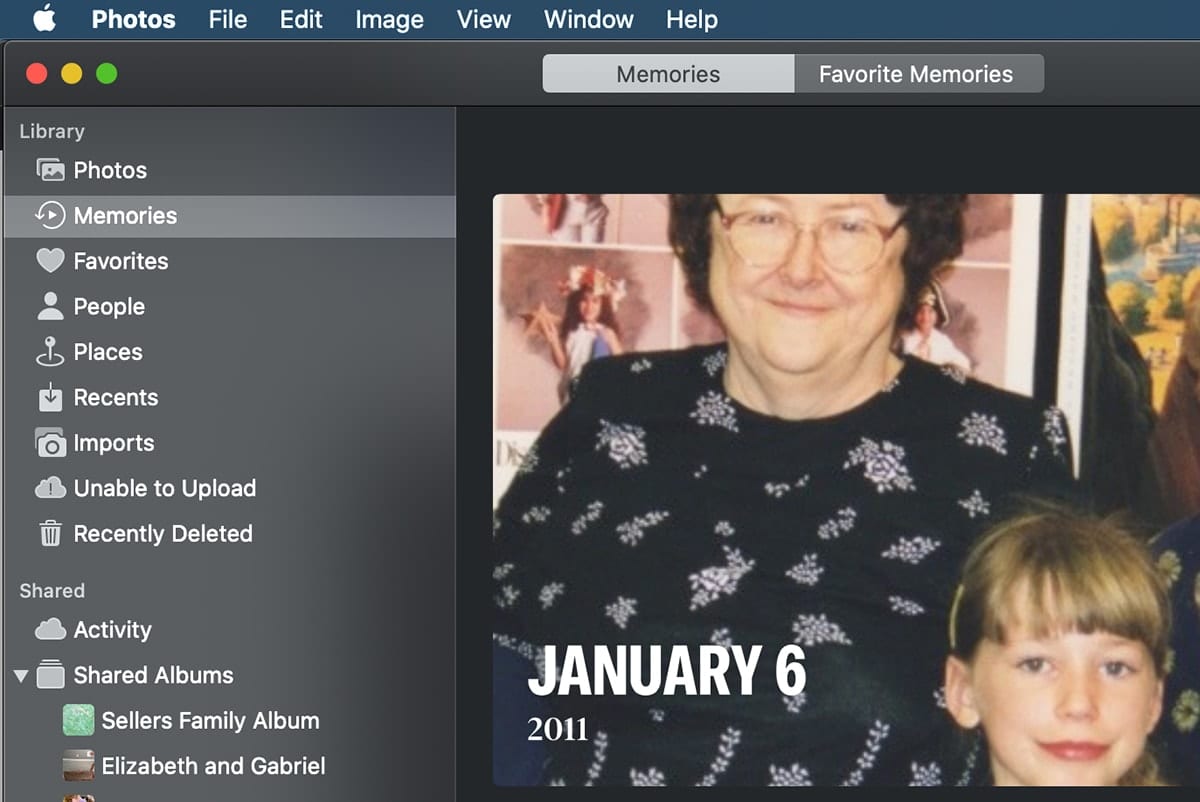 macOS Photos App window showing memories tab selected