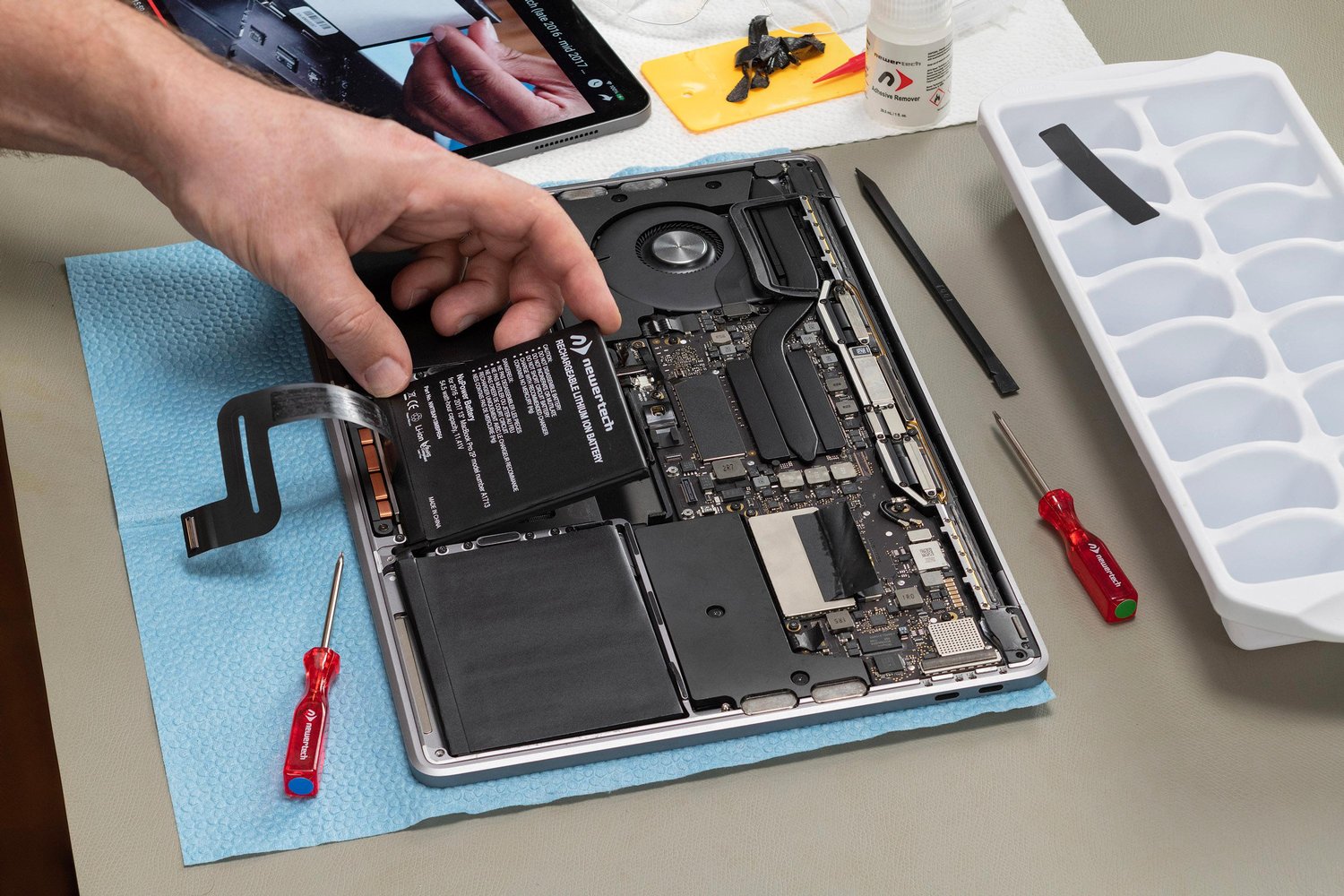 zoete smaak binnenkort Geometrie Battery Replacement Kit for 13-inch MacBook Pro (2016 - 2017)