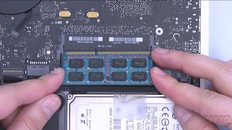 Macbook 2009 Upgrade Step 4c