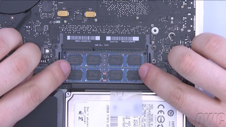 Macbook 2009 Upgrade Step 5a
